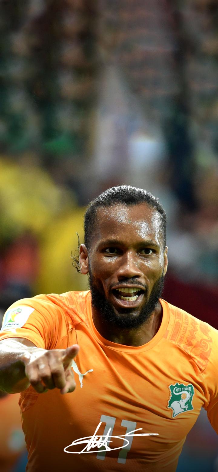 德罗巴在切尔西比赛中刷新纪录，大比分获胜引发热议！赛场气氛高涨的简单介绍-开云